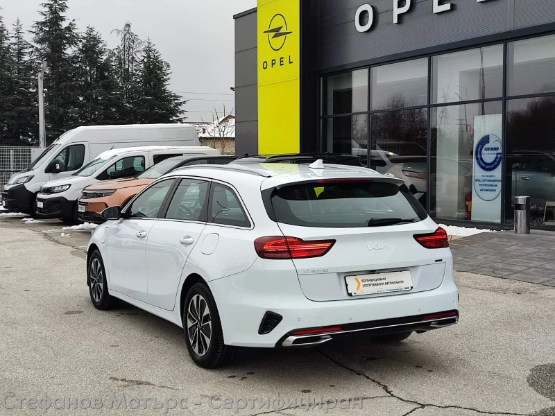 Kia Ceed Vision 1.6 GDI Plug-in-Hybrid (141hp) AT6, снимка 6 - Автомобили и джипове - 53354204