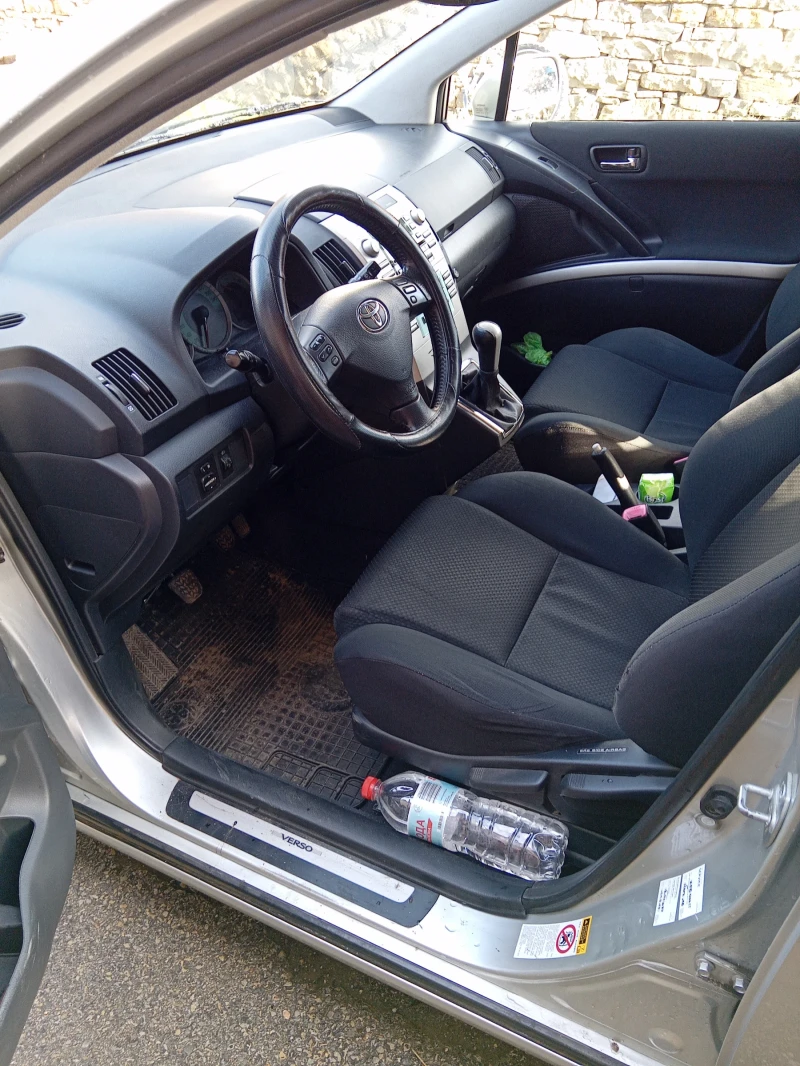 Toyota Corolla verso, снимка 5 - Автомобили и джипове - 53474567