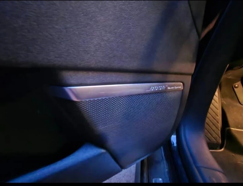 Audi S3 Exclusive Facelift Sportback Manual Quattro - изображение 9