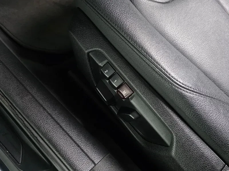 BMW 320 d, снимка 17 - Автомобили и джипове - 54590219