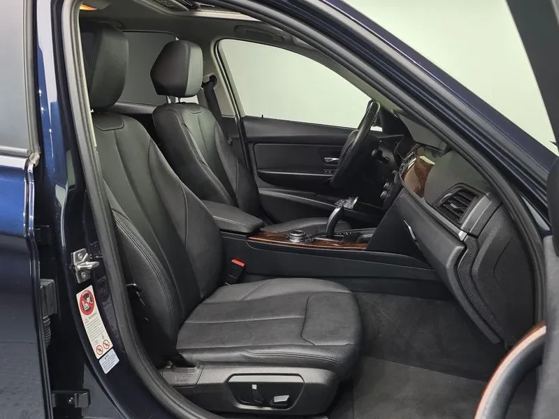 BMW 320 d, снимка 10 - Автомобили и джипове - 54590219