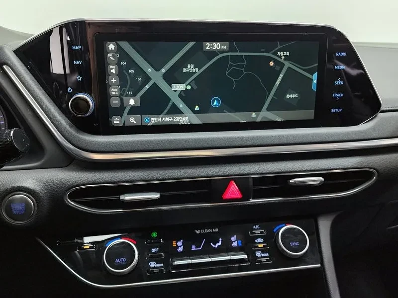 Hyundai Sonata 2.0 Premium, снимка 17 - Автомобили и джипове - 55784760