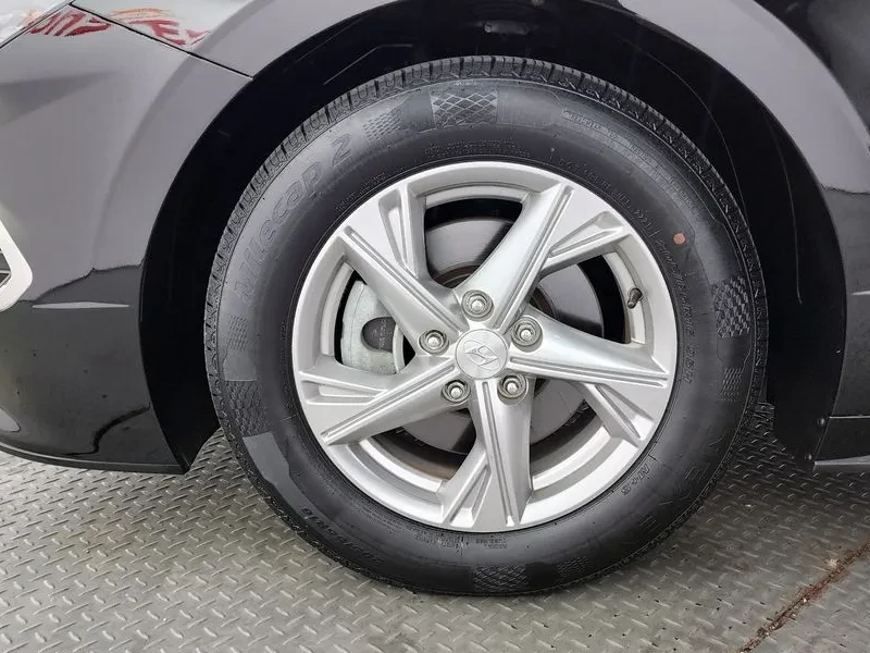 Hyundai Sonata 2.0 Premium, снимка 5 - Автомобили и джипове - 55784760