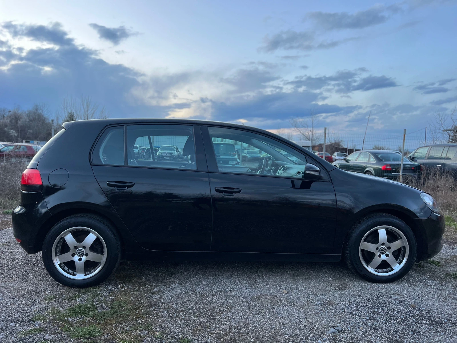 VW Golf 1.6TDI Euro 5a - изображение 8