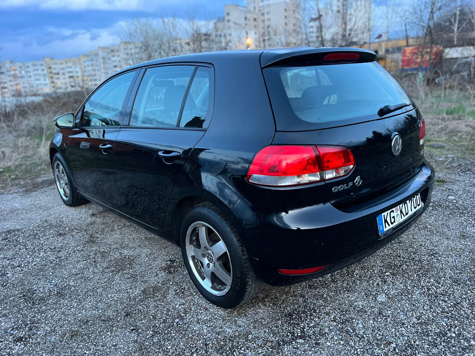 VW Golf 1.6TDI Euro 5a - изображение 2