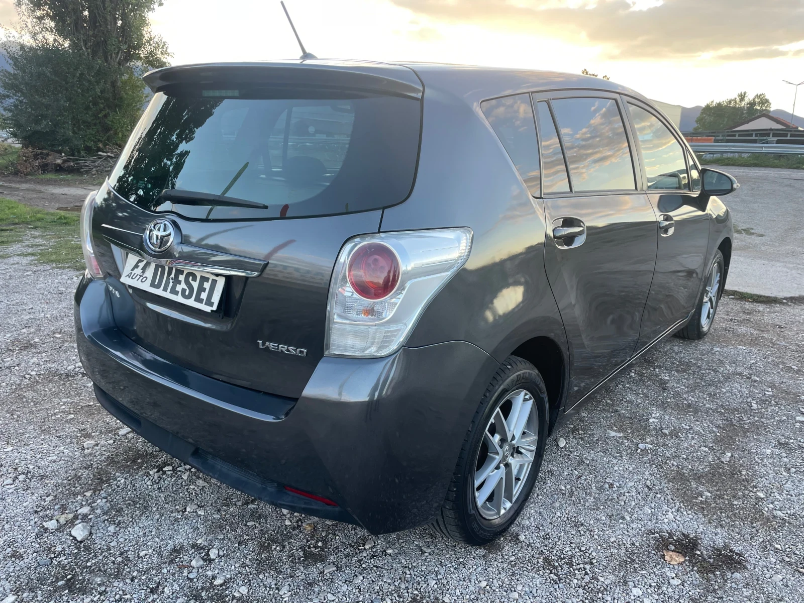 Toyota Verso 1.6D-4D-KAMERA-ITALIA - изображение 8