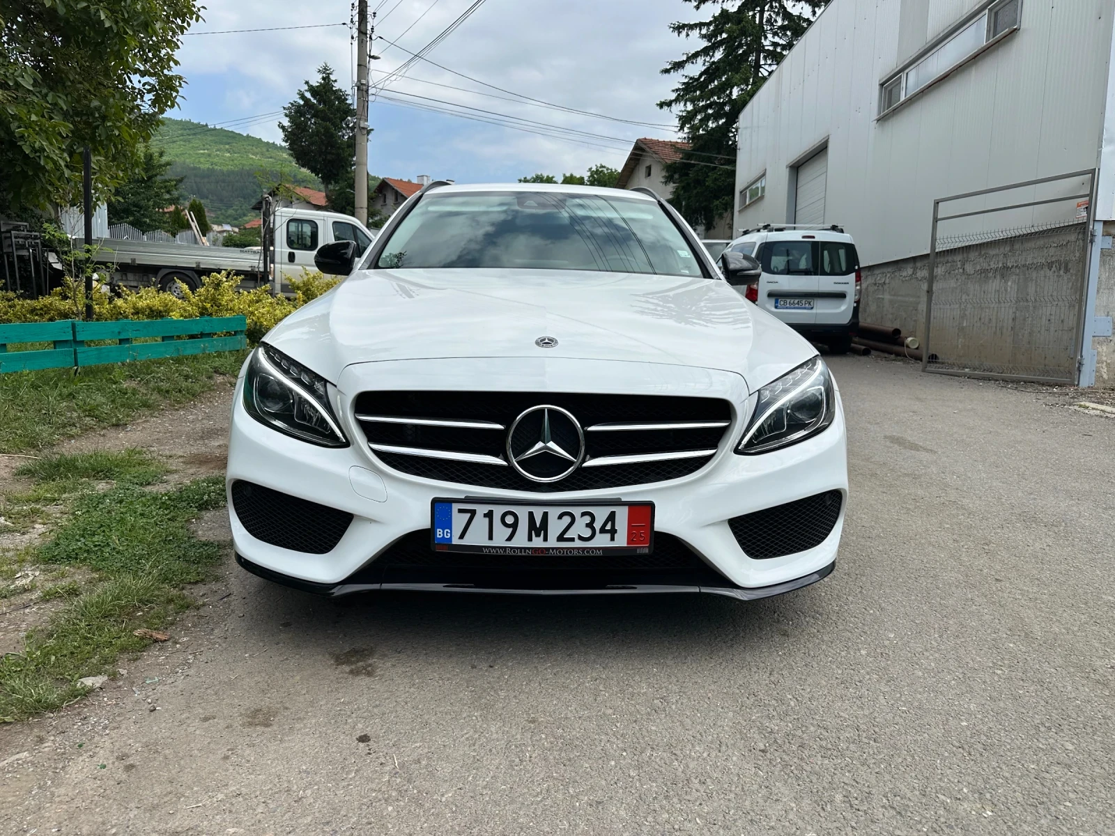 Mercedes-Benz C 250 d AMG 4matic обслужен  - изображение 2
