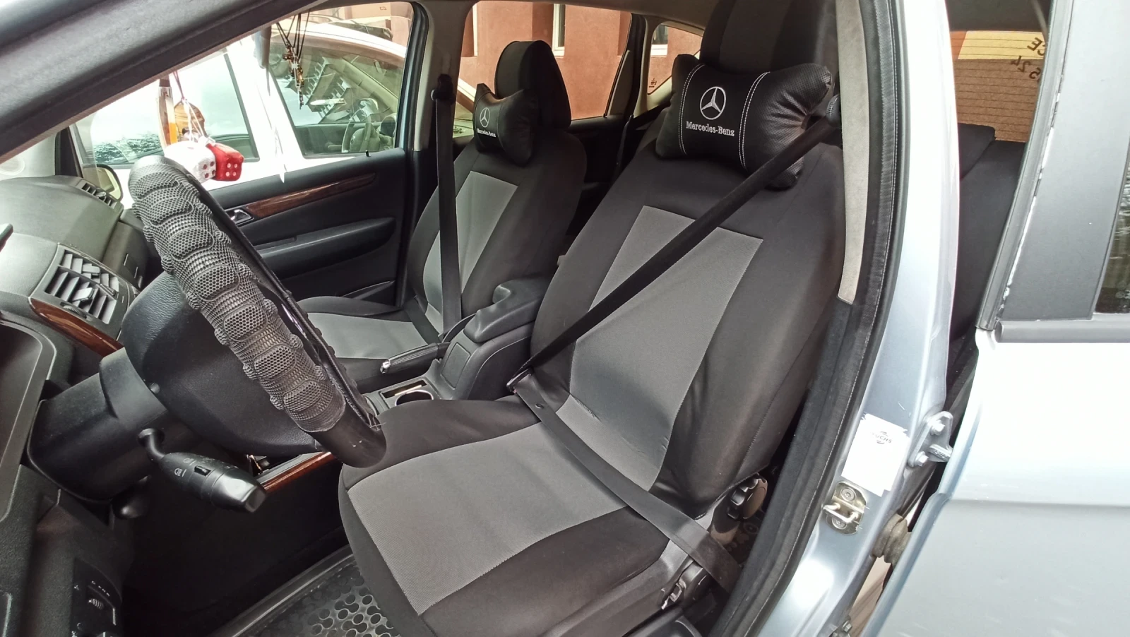 Mercedes-Benz A 180  - изображение 6