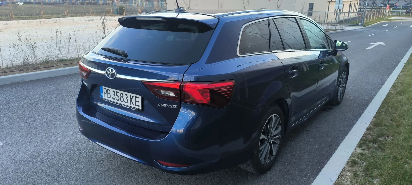 Toyota Avensis 1.6/D4D/Keyless/Distronic/Navi - изображение 4