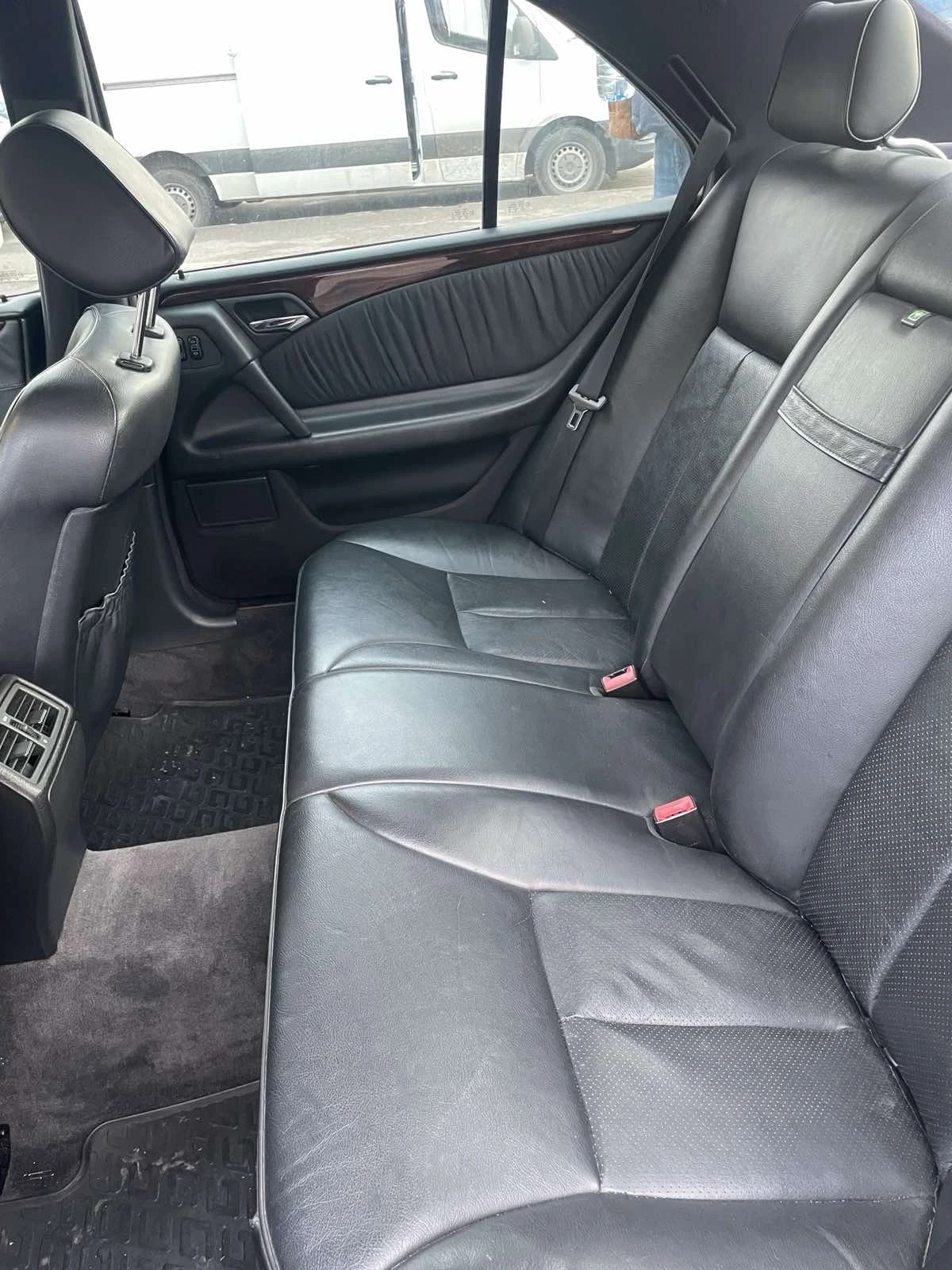 Mercedes-Benz E 280  - изображение 4