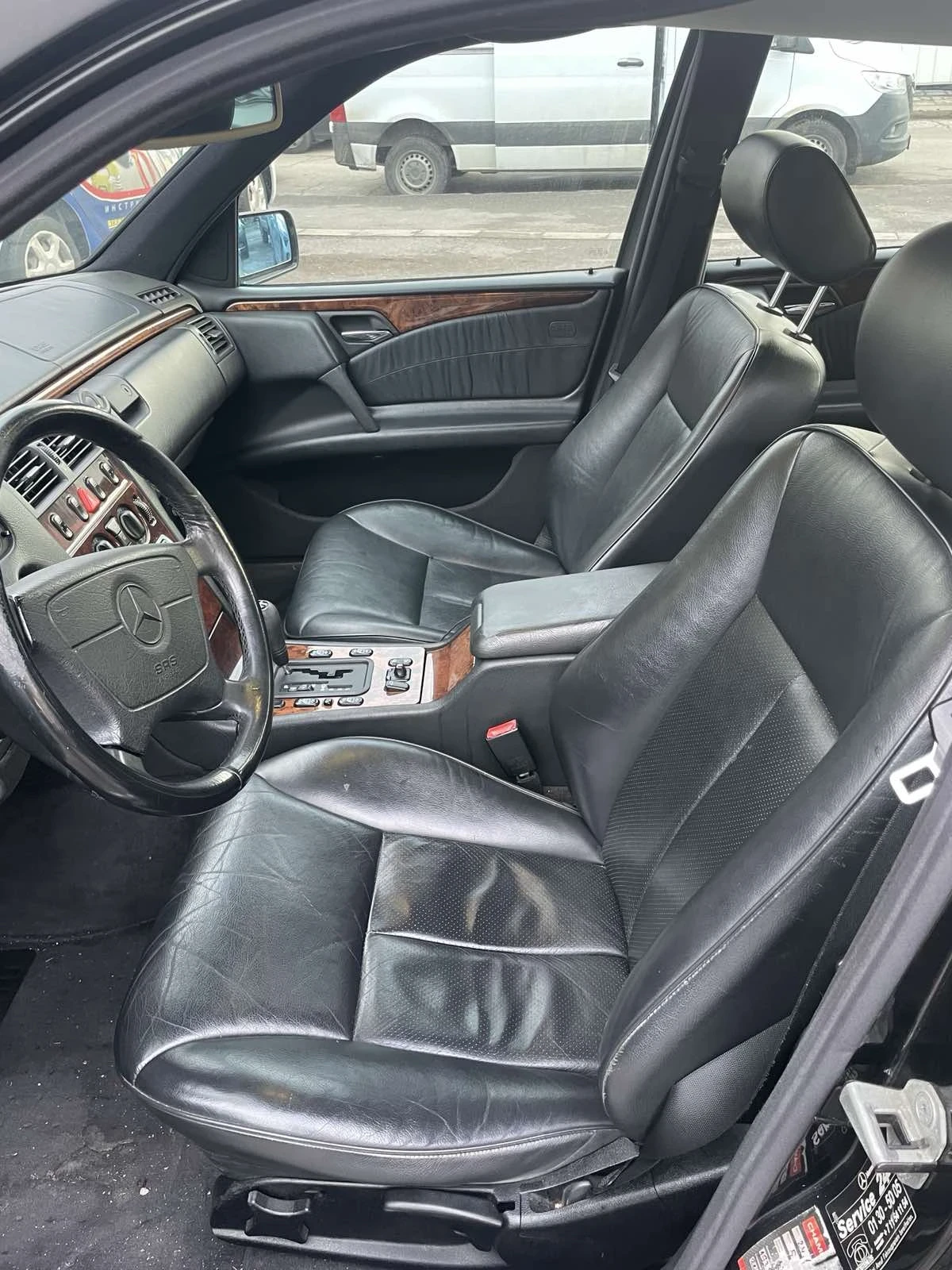 Mercedes-Benz E 280  - изображение 3