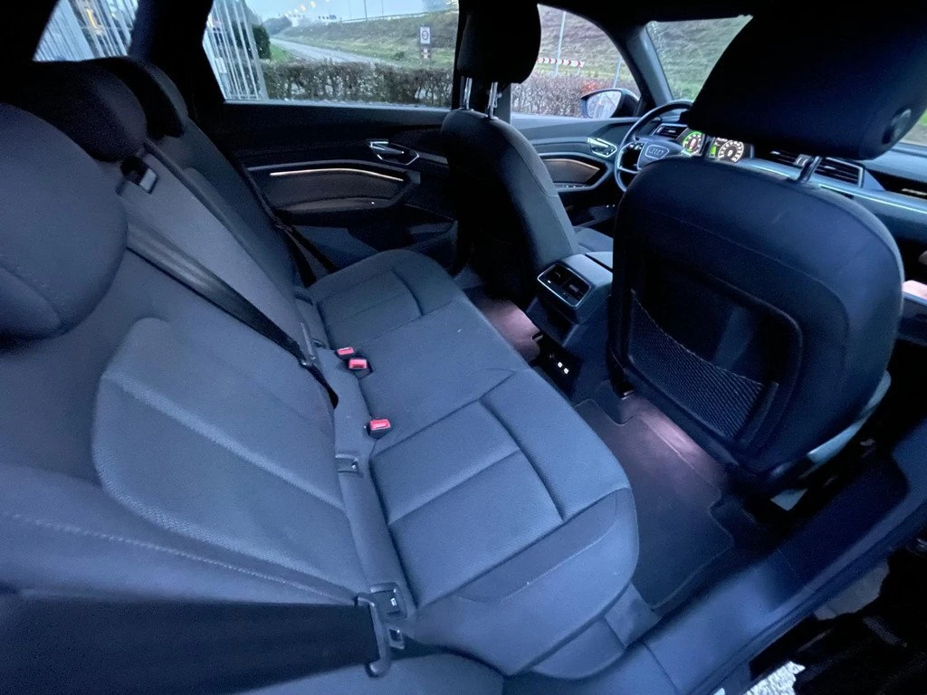 Audi E-Tron  55 Business Лизинг - изображение 8