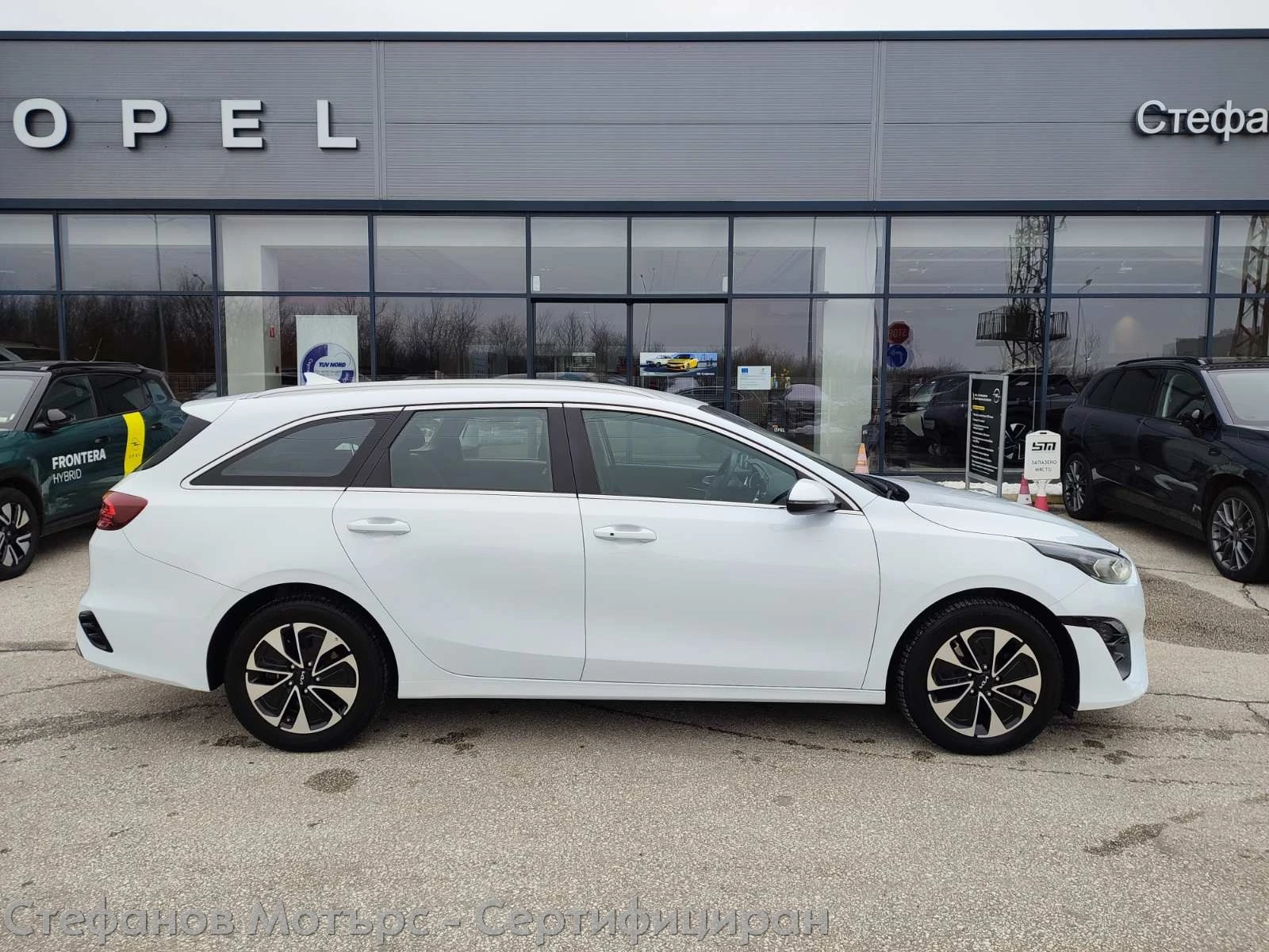 Kia Ceed Vision 1.6 GDI Plug-in-Hybrid (141hp) AT6 - изображение 5