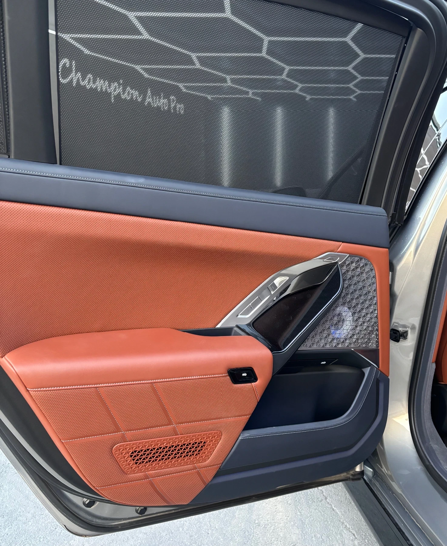 BMW i7 M-Packet Swarovski-FULL | Mobile.bg � ����������� 17
