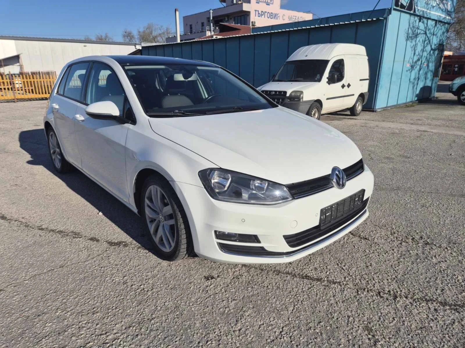 VW Golf 1.4 бензин 140кс, снимка 2 - Автомобили и джипове - 54174015