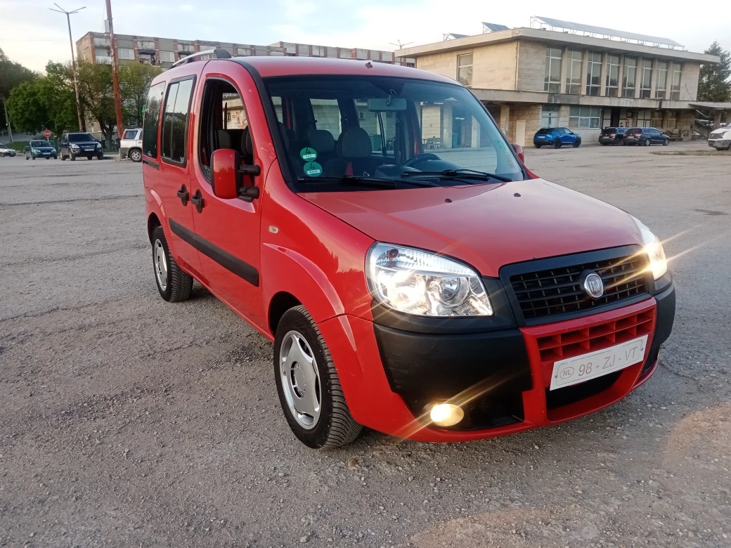 Fiat Doblo 1.4i 7 МЕСТЕН, снимка 2 - Автомобили и джипове - 54308513