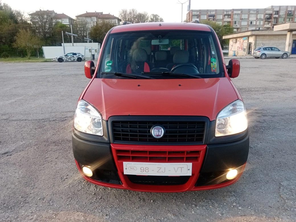 Fiat Doblo 1.4i 7 МЕСТЕН, снимка 3 - Автомобили и джипове - 54308513