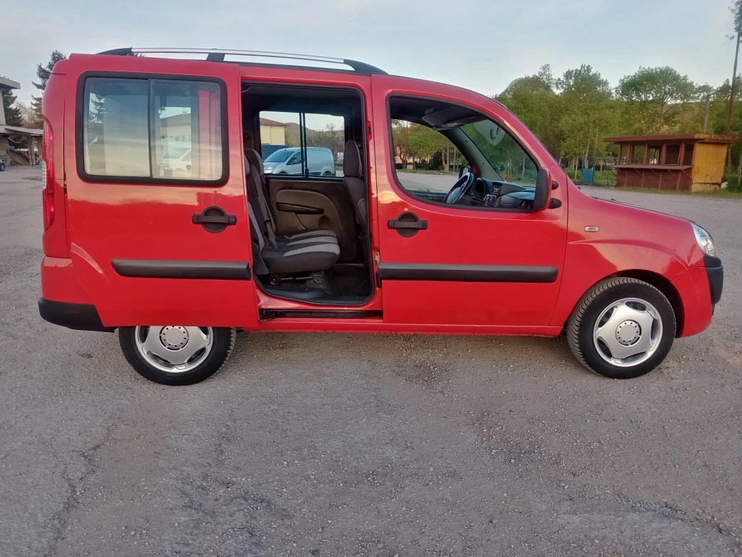 Fiat Doblo 1.4i 7 МЕСТЕН, снимка 9 - Автомобили и джипове - 54308513