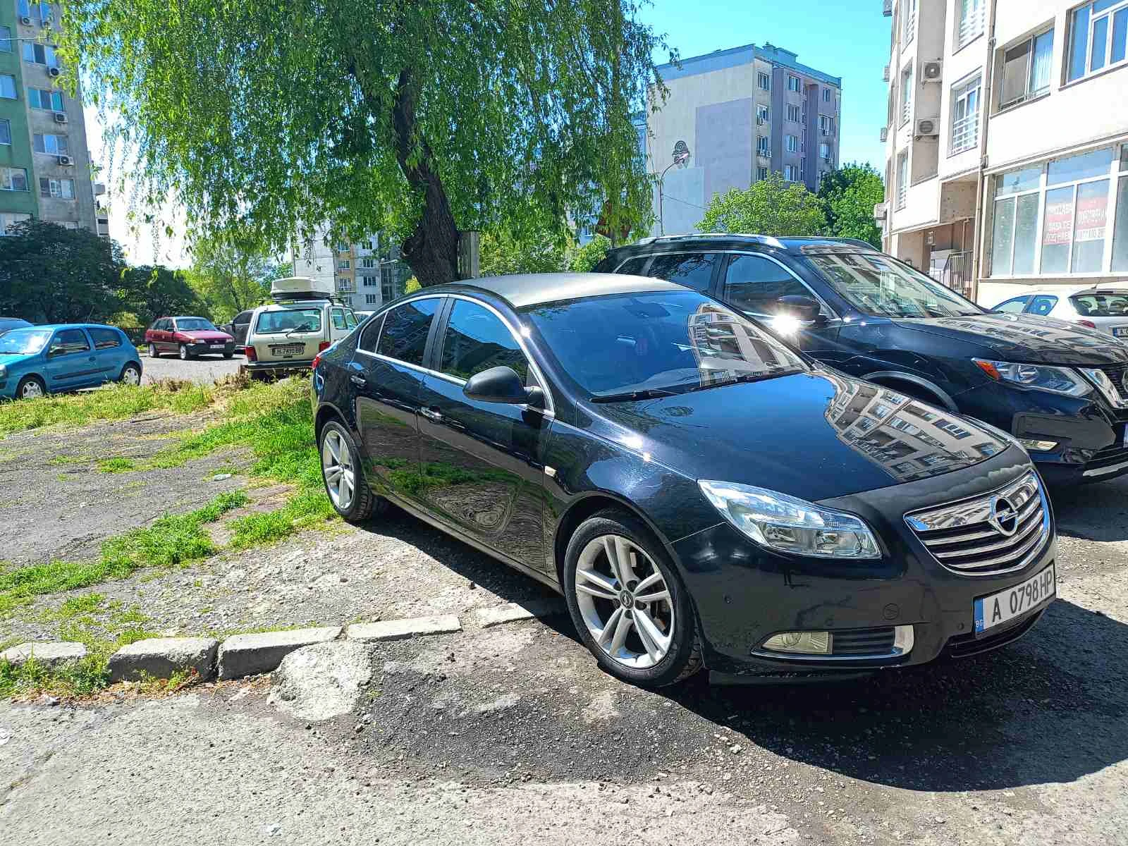 Opel Insignia, снимка 6 - Автомобили и джипове - 54395404