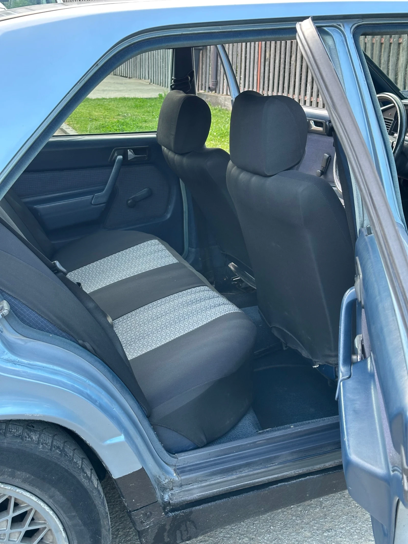 Mercedes-Benz 190, снимка 9 - Автомобили и джипове - 54495620
