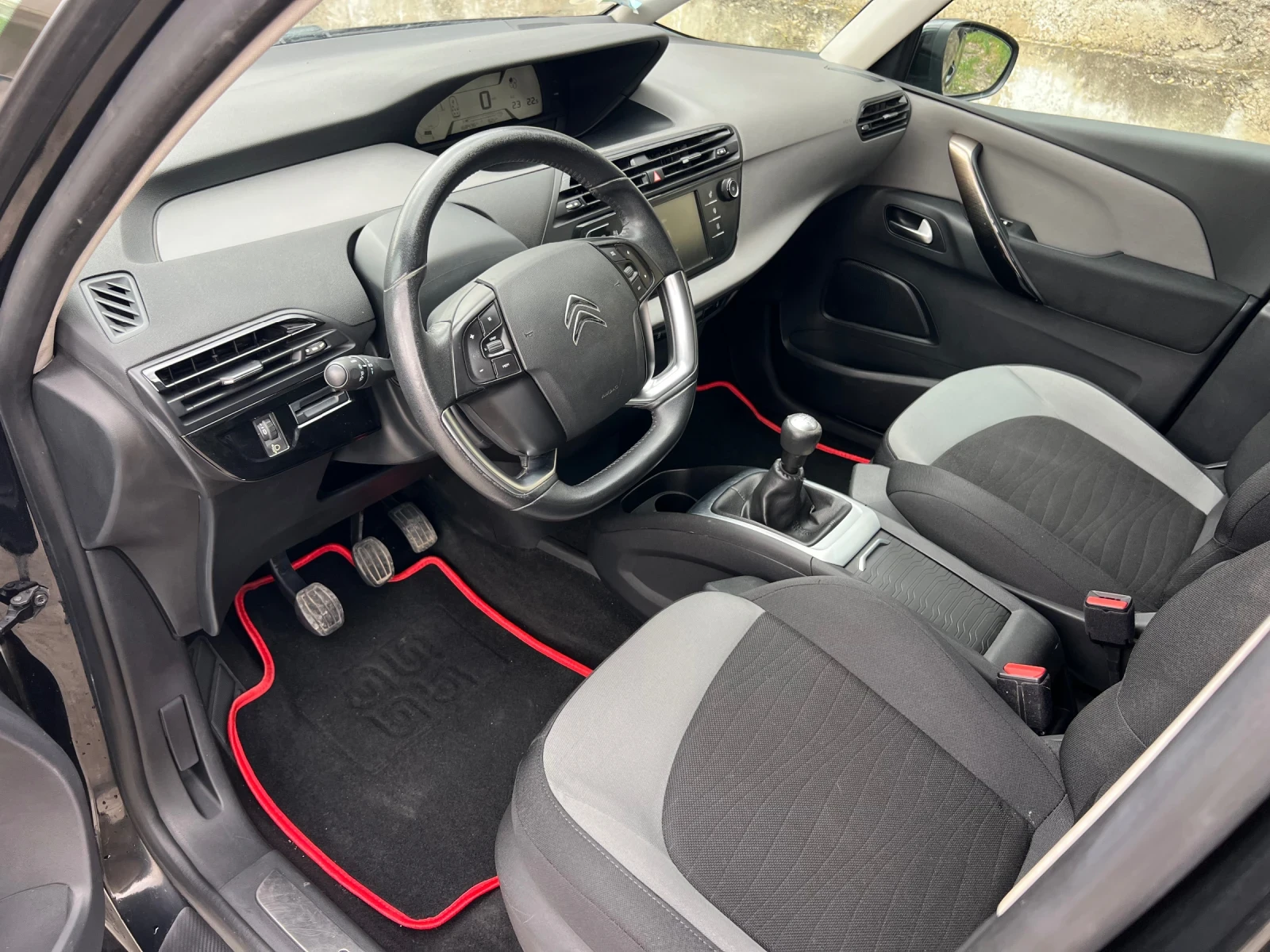 Citroen Grand C4 Picasso 1.6 HDI 7 МЕСТА НАВИ, снимка 12 - Автомобили и джипове - 54975524