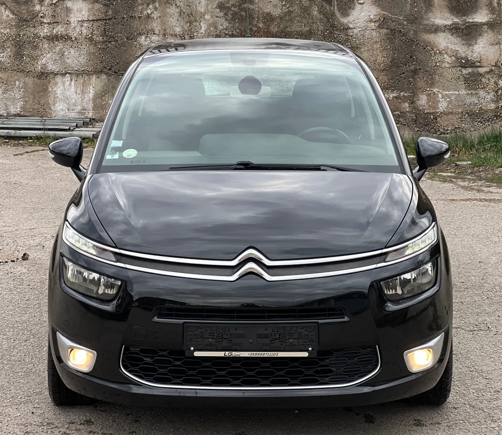 Citroen Grand C4 Picasso 1.6 HDI 7 МЕСТА НАВИ, снимка 3 - Автомобили и джипове - 54975524