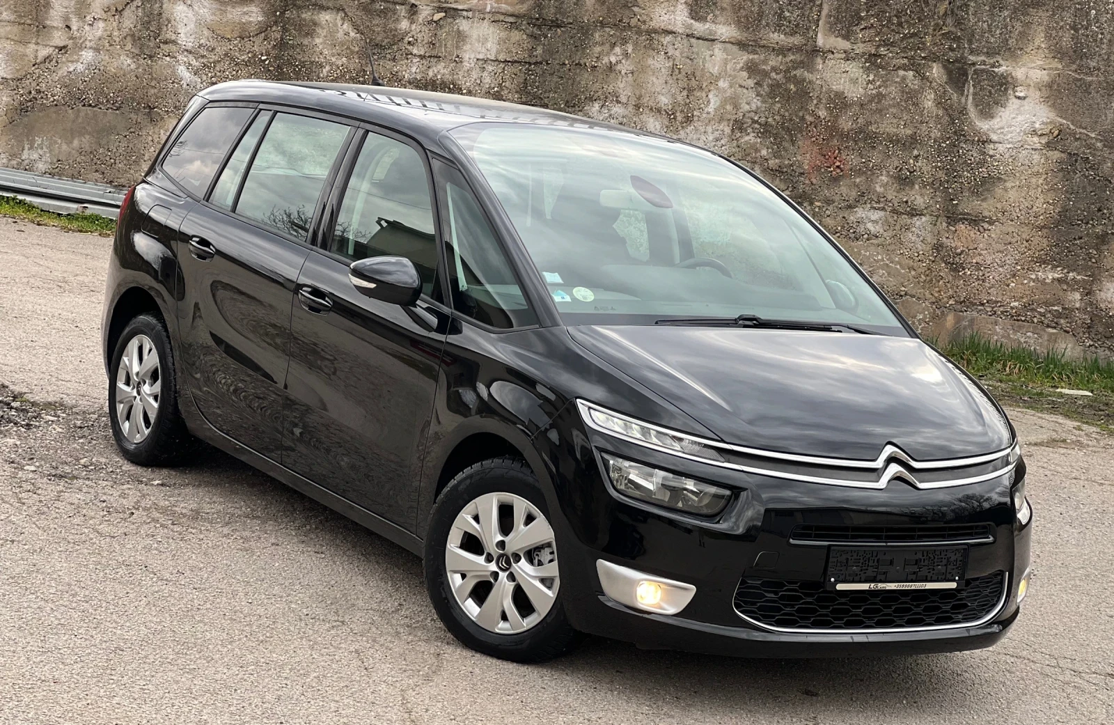 Citroen Grand C4 Picasso 1.6 HDI 7 МЕСТА НАВИ, снимка 2 - Автомобили и джипове - 54975524