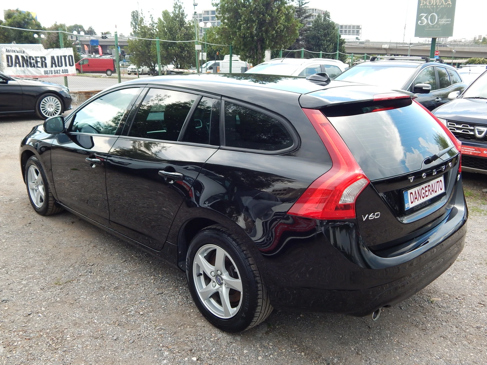 Volvo V60 2.0TDI* EURO6* АВТОМАТИК* , снимка 6 - Автомобили и джипове - 55101845