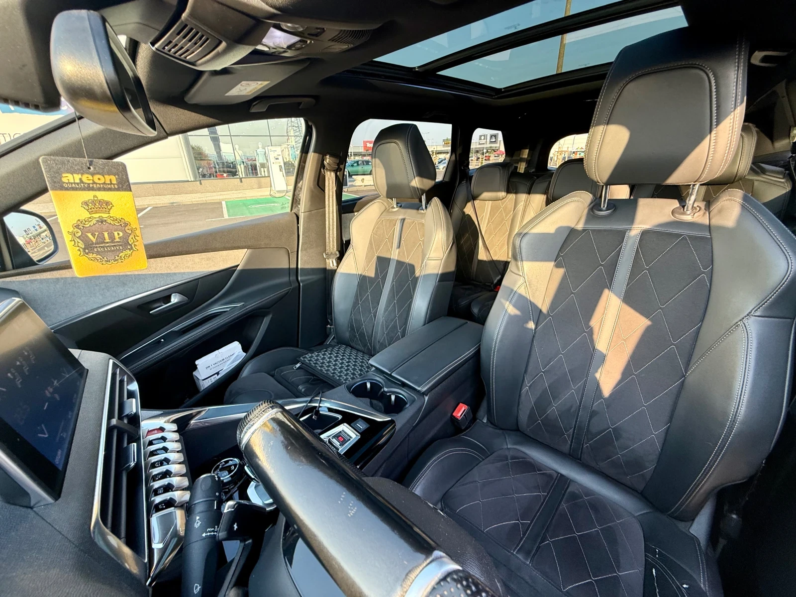 Peugeot 5008 Peugeot 5008 GT 2. 0 BlueHDi 180 к. с.   FULL EXTR, снимка 5 - Автомобили и джипове - 55579839