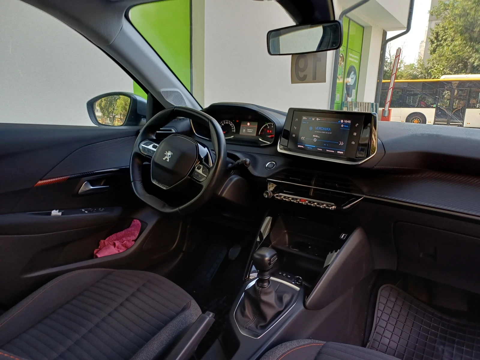 Peugeot 208 1.5 HDI , снимка 8 - Автомобили и джипове - 55832011