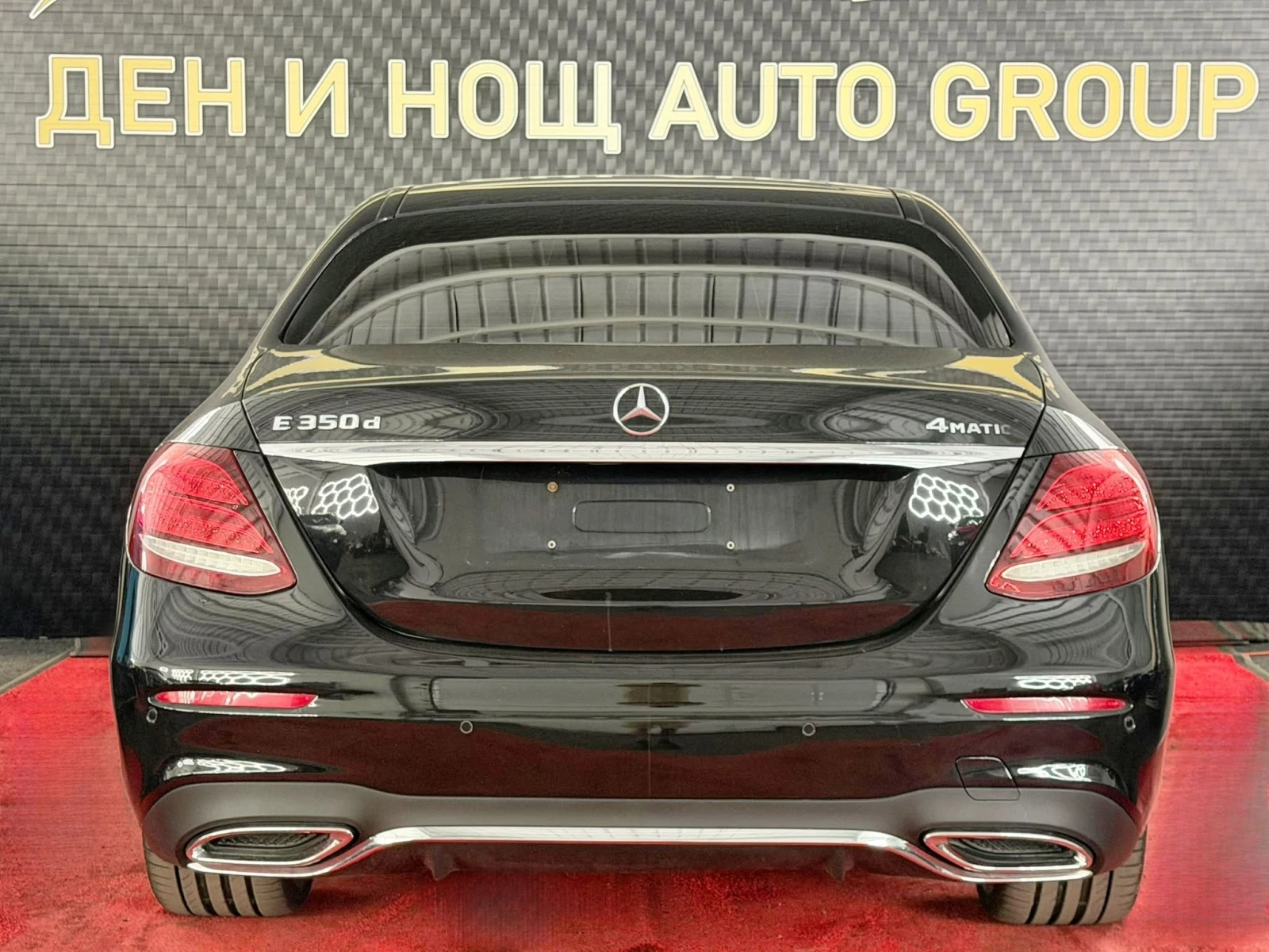 Mercedes-Benz E 350 MERCEDES-BENZ E 350d 4MATIC / DESIGNO / 360  / DIG, снимка 4 - Автомобили и джипове - 56014929