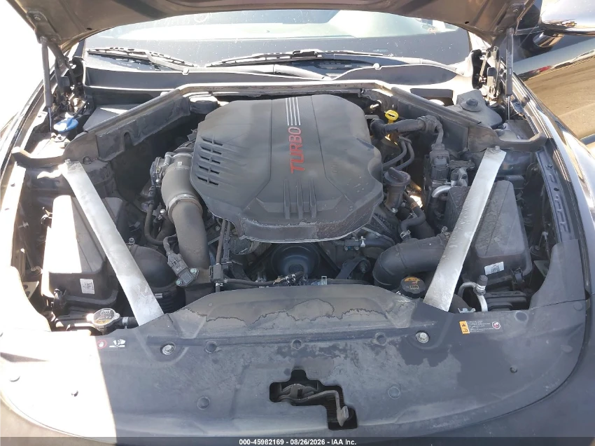 Kia Stinger 3.3 GT , снимка 10 - Автомобили и джипове - 56119341