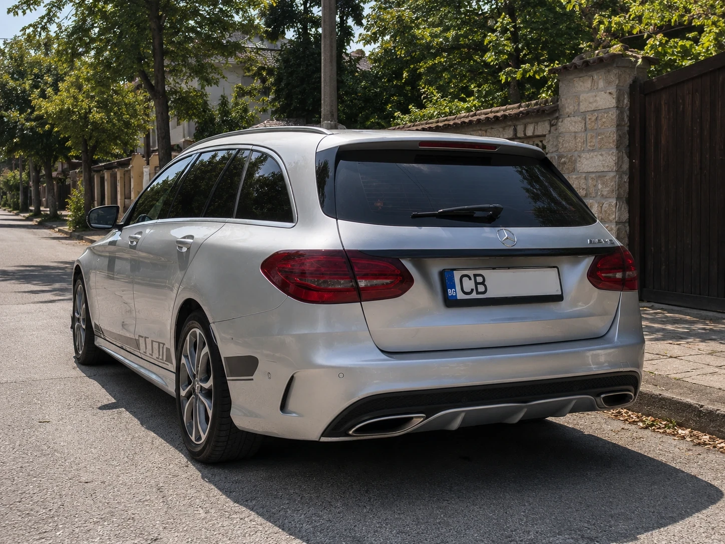 Mercedes-Benz C 180 | 2.0 Turbo | 360 | Burmester | LED | Обслужена, снимка 4 - Автомобили и джипове - 56196397