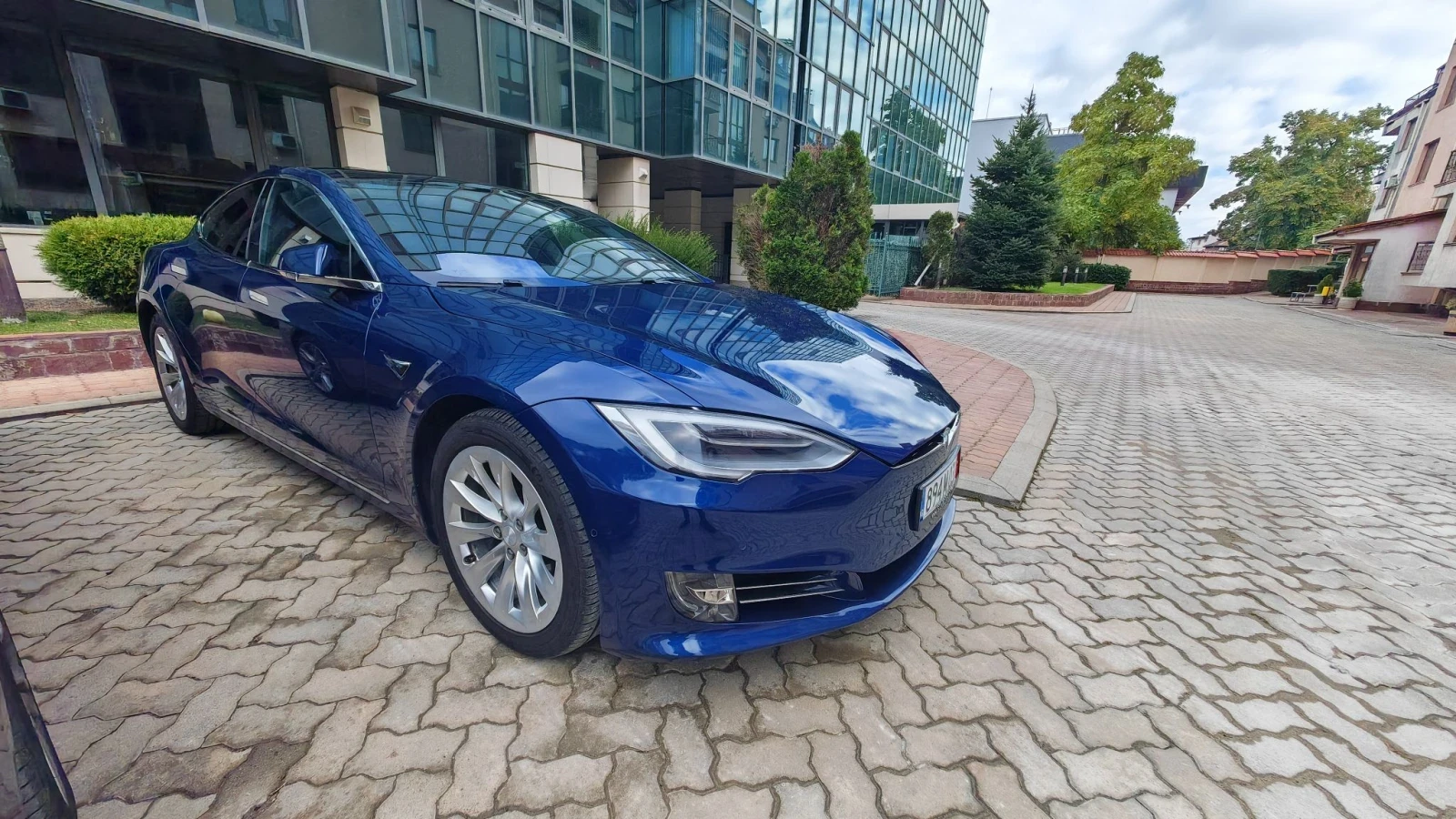 Tesla Model S ���� ������ ������ | Mobile.bg � ����������� 3
