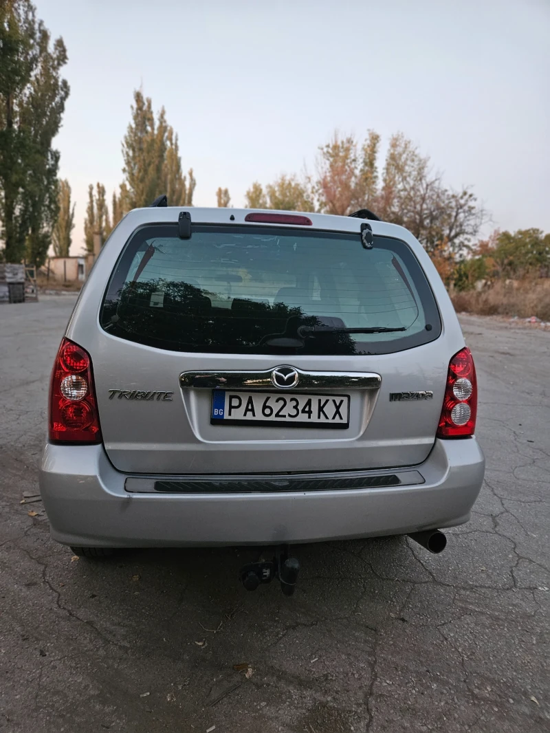 Mazda Tribute, снимка 4 - Автомобили и джипове - 48076330