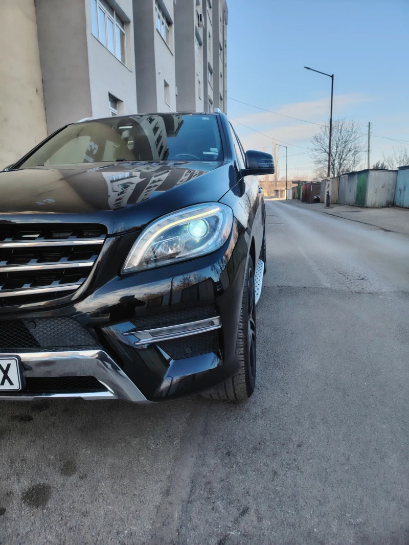 Mercedes-Benz ML 350 AMG Paket , снимка 1 - Автомобили и джипове - 49100481