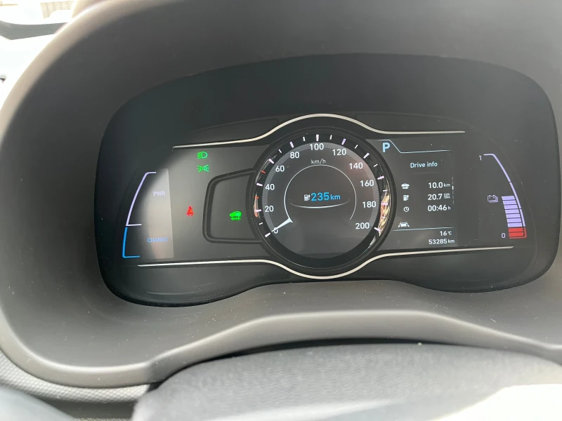 Hyundai Kona Electric , снимка 9 - Автомобили и джипове - 49243397