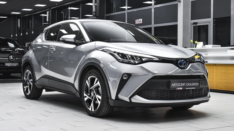 Toyota C-HR 2.0 Hybrid Club Automatic, снимка 5 - Автомобили и джипове - 50656692