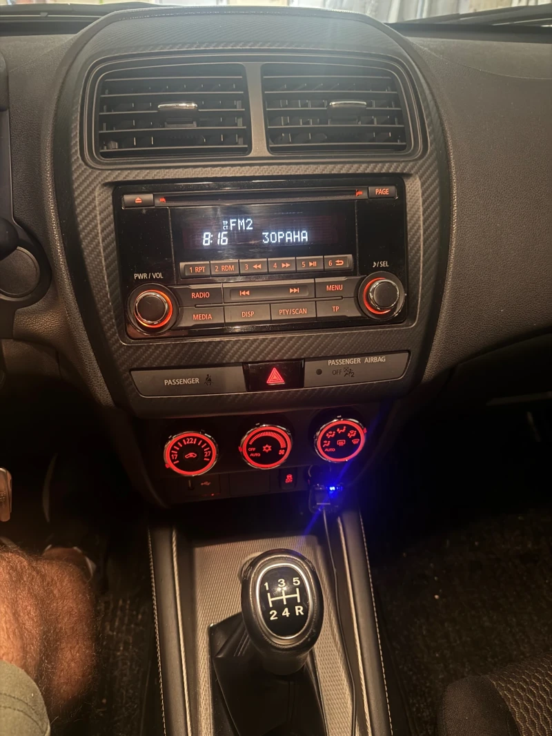 Mitsubishi ASX 1.6 MIVEC, снимка 11 - Автомобили и джипове - 52577731