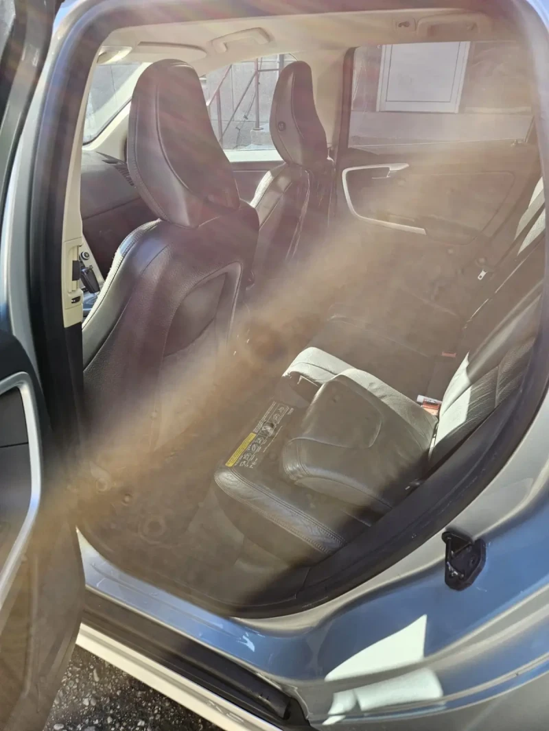Volvo XC60 D5, снимка 8 - Автомобили и джипове - 52686753