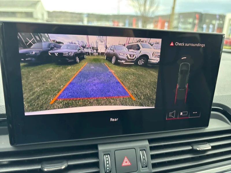 Audi Q5  S line Premium Plus 45 TFSI * CARFAX, снимка 11 - Автомобили и джипове - 53203324