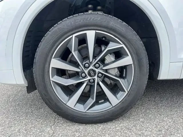 Audi Q5 * Progressiv * ПРЕДСТАВИТЕЛСТВО * ПОДГРЕВИ * PANO  - изображение 9