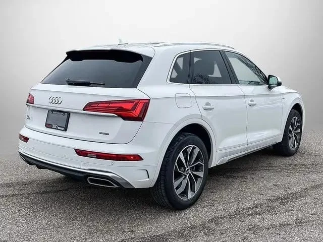 Audi Q5 * Progressiv * ПРЕДСТАВИТЕЛСТВО * ПОДГРЕВИ * PANO  - изображение 4