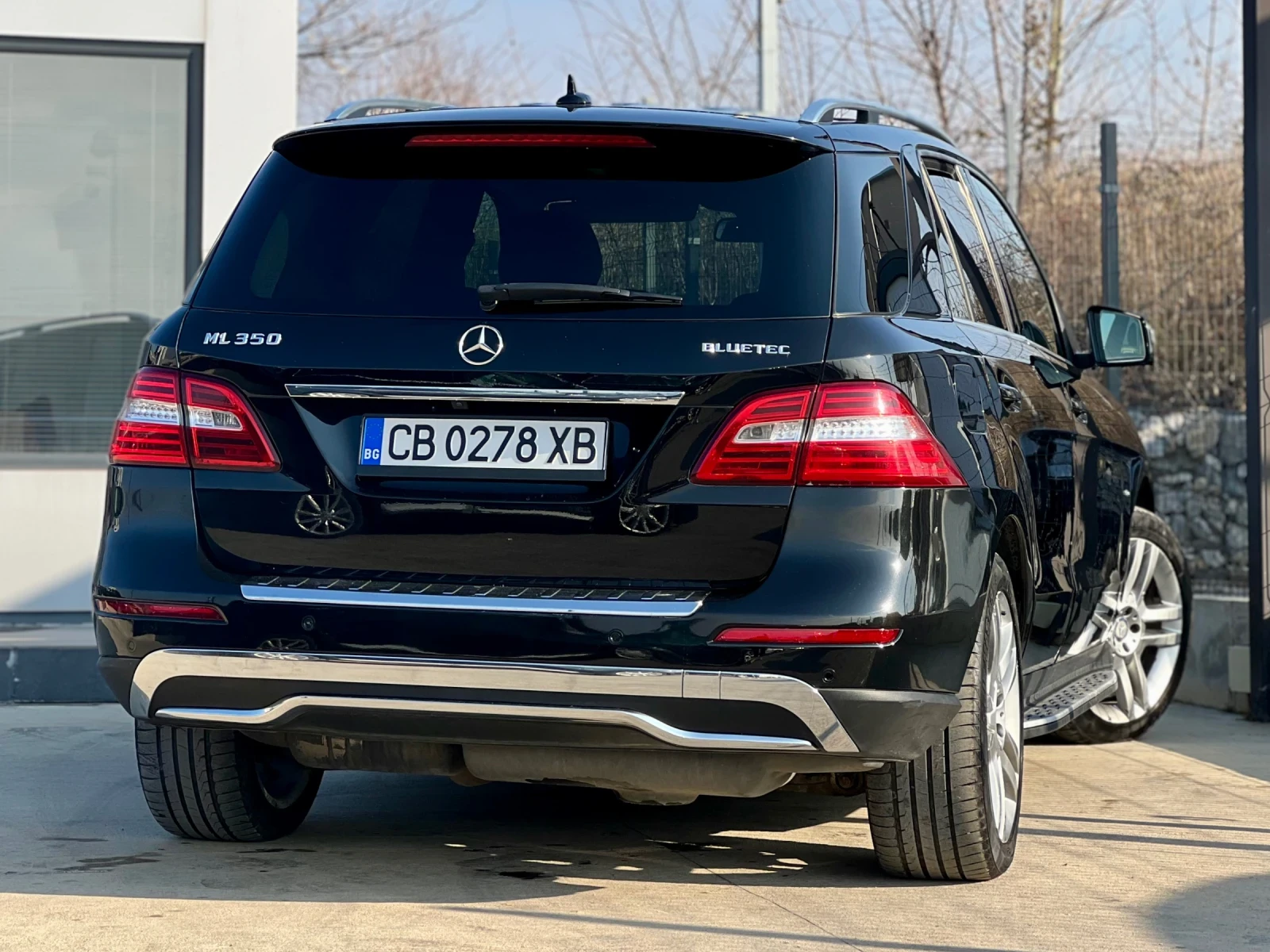 Mercedes-Benz ML 350 * LED* SPORT PACKAGE* СТЕПЕНКИ* AIRMATIC*  - изображение 6