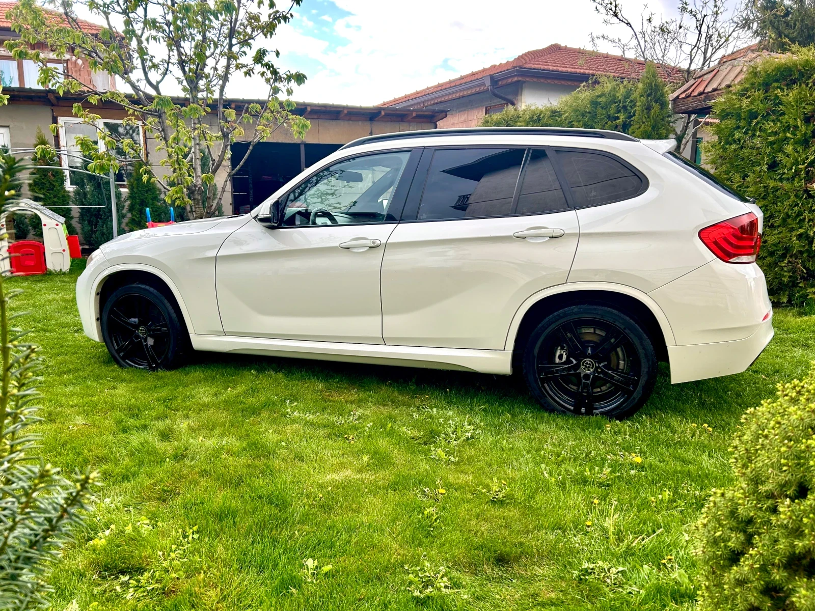 BMW X1  - изображение 6