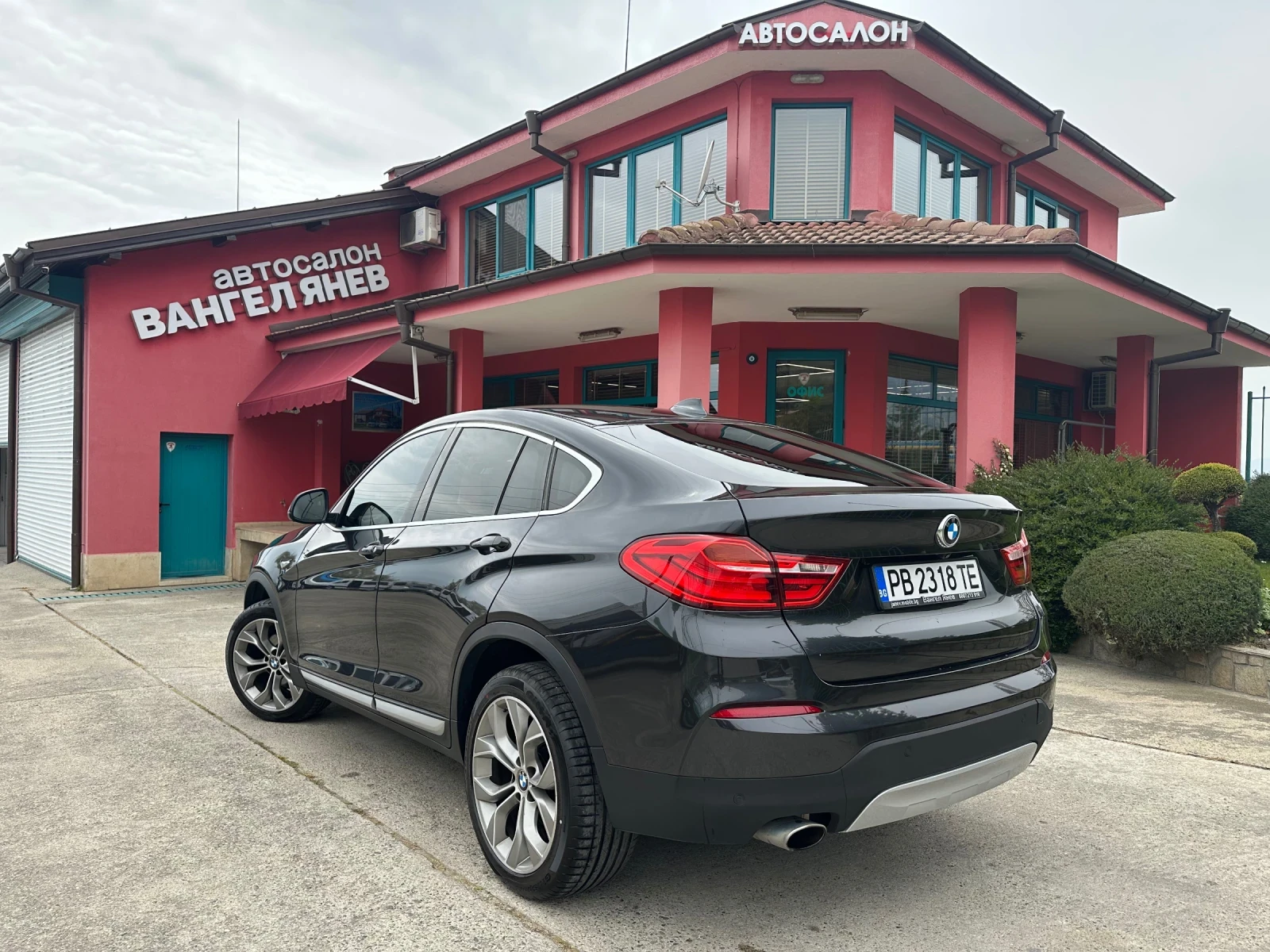 BMW X4 2.0d X-Drive, снимка 16 - Автомобили и джипове - 53836826