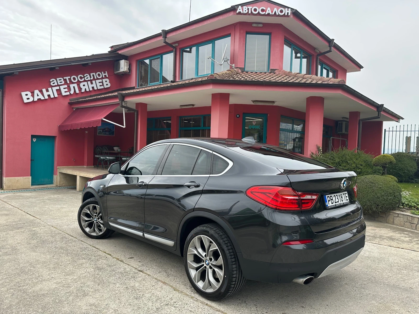 BMW X4 2.0d X-Drive, снимка 14 - Автомобили и джипове - 53836826