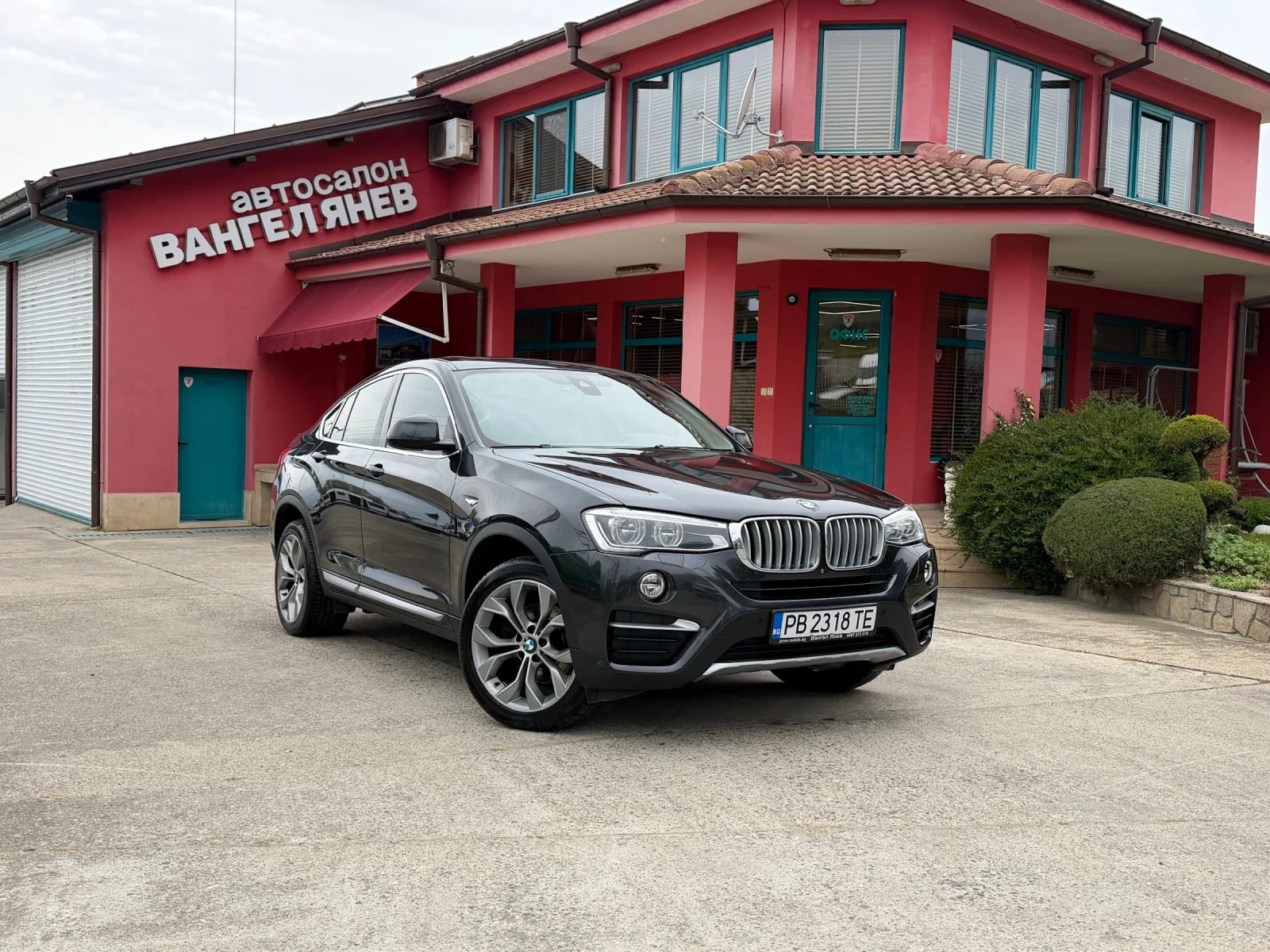 BMW X4 2.0d X-Drive, снимка 17 - Автомобили и джипове - 53836826