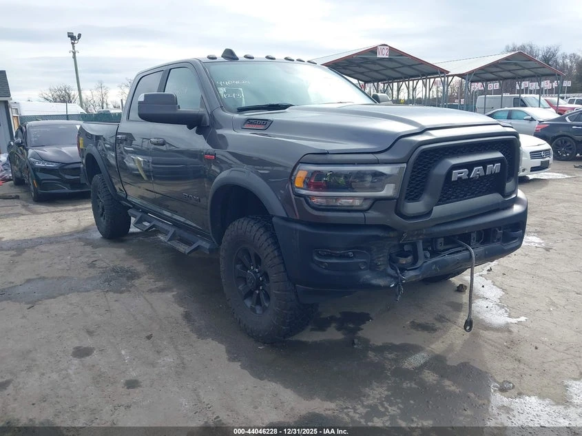 Dodge RAM 2500 6.4l Power Wagon 4X4 6'4 Box
