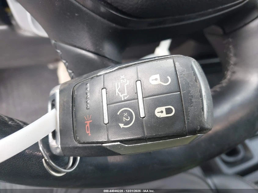 Dodge RAM 2500 6.4l Power Wagon 4X4 6'4 Box, снимка 11 - Автомобили и джипове - 53900703